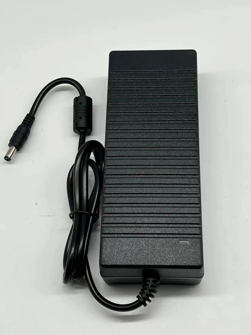电子产品出海正当时 电源适配器厂家的外贸机遇与全国发货合作新格局